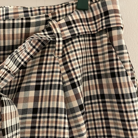Plaid Shorts, Primark, Size US12 - Picture 2 of 2